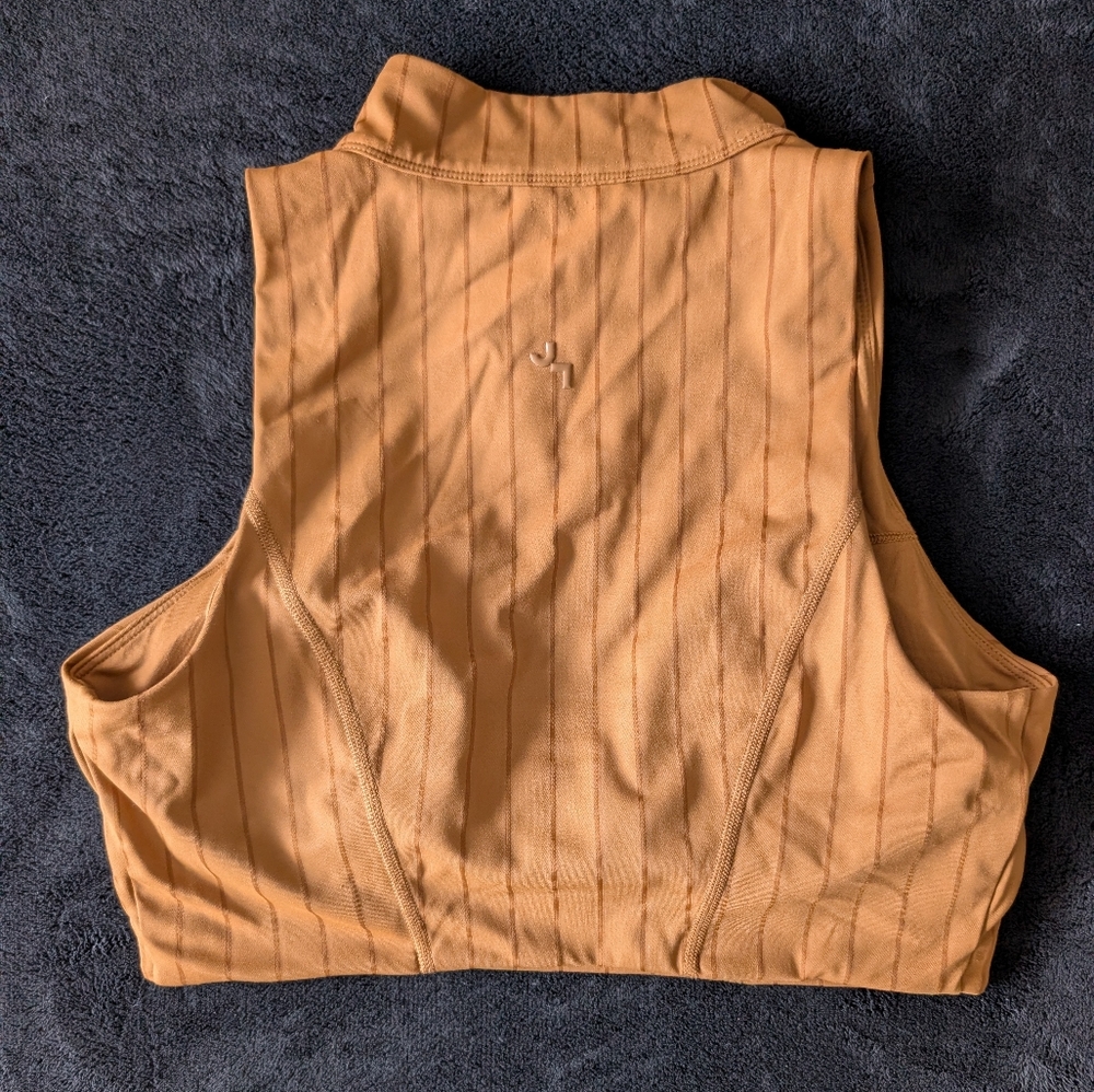 XL Mock Neck Athleisure Crop Top Sports Bra Neutral Tennis Prep Stripes Zip - Picture 4 of 7